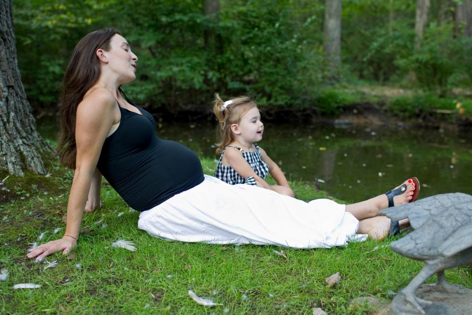 The Comfiest and Cutest Sandals for Pregnant Feet Shopping